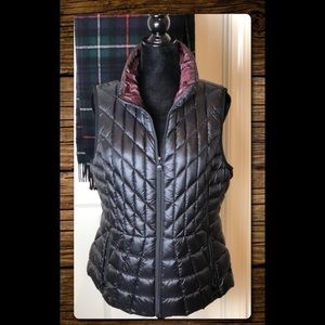 Bernardo Black/Eggplant Primaloft/Down Puffer Vest Packable Large NWT